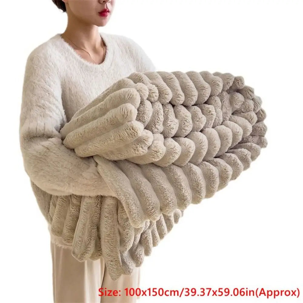 Thick Cotton Blanket – Super Warm & Cozy for Winter
Luxurious handmade blanket, perfect for cold nights. Soft and breathable cotton material, offers warmth and style in any bedroom or living room.